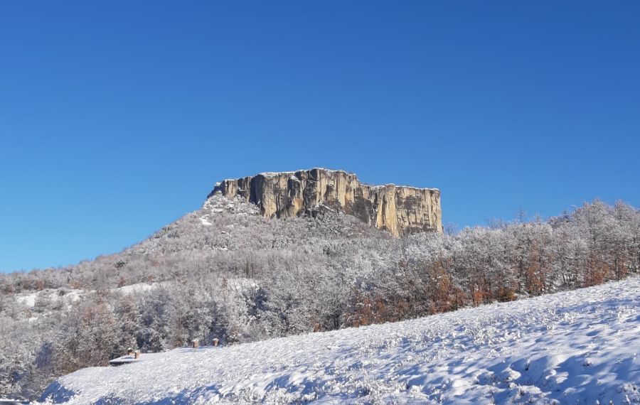 Pietra di Bismantova Innevata